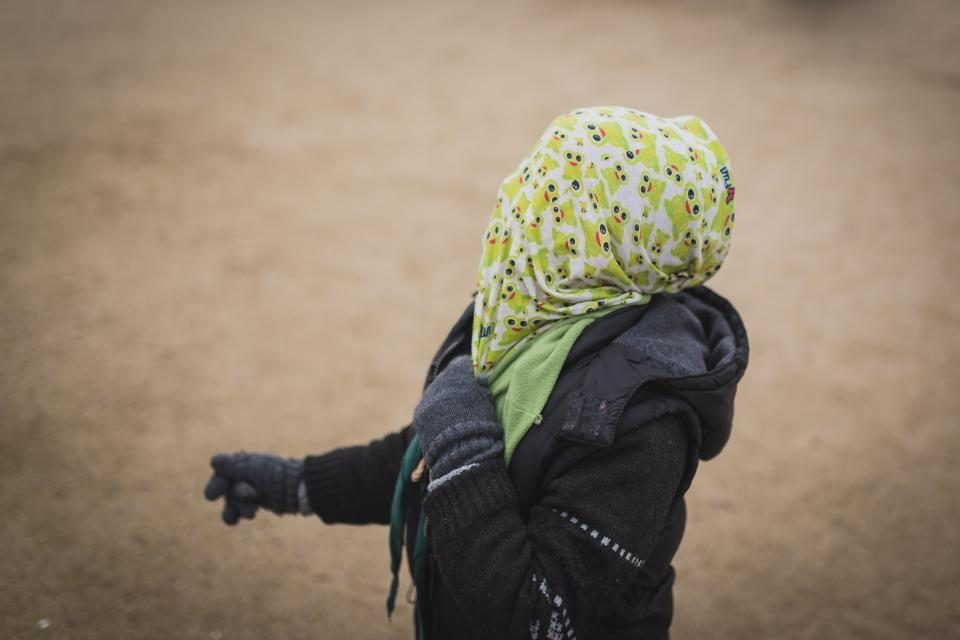 Personne emmitouflée dehors par grand froid